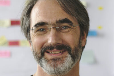 Michel Beaudouin-Lafon - Agrandir l'image, fenêtre modale